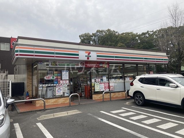 コンビニ　セブン-イレブン 名古屋権現通店（コンビニ）まで392m