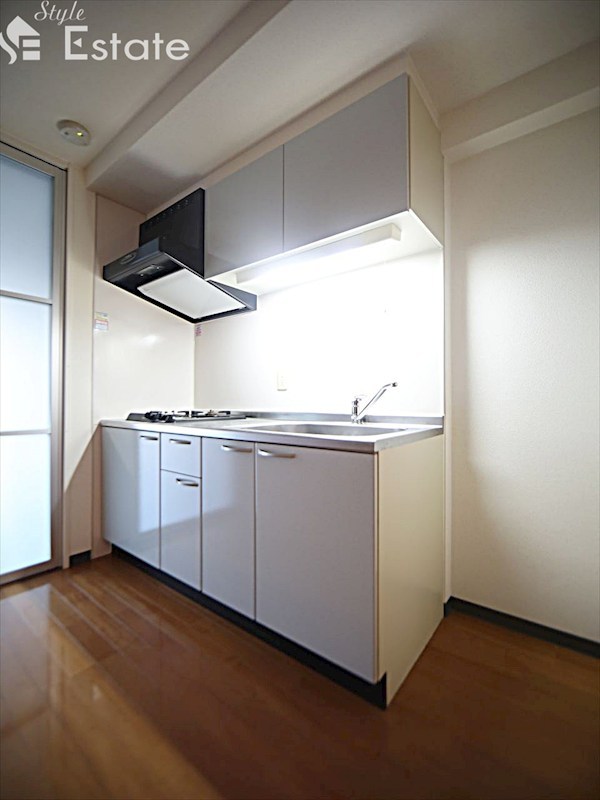 キッチン　システムキッチン（ガス2口コンロ）