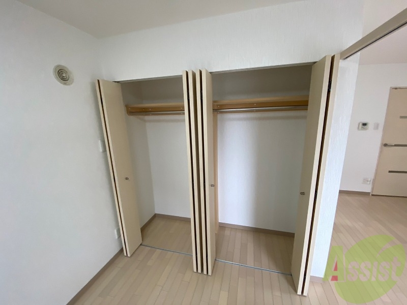 収納　収納もバッチリあるのでお部屋が片付きますよ！