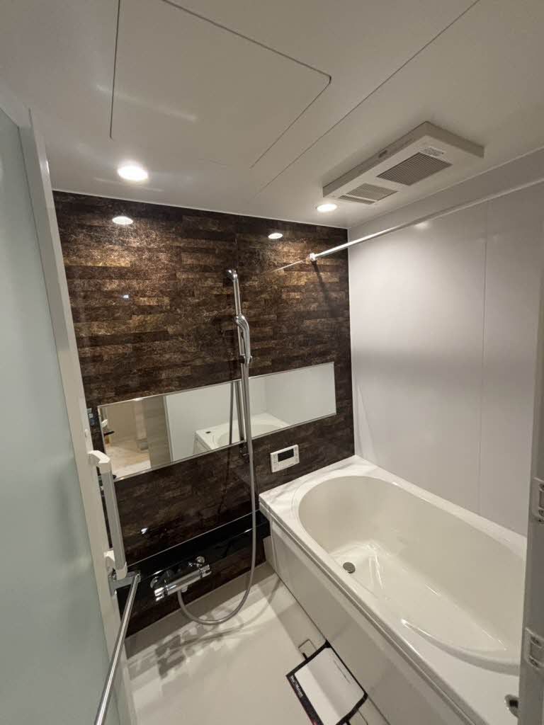 バス・シャワールーム　浴室