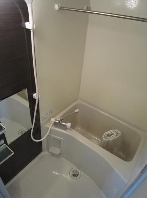 バス・シャワールーム　浴室乾燥機付きバスルーム