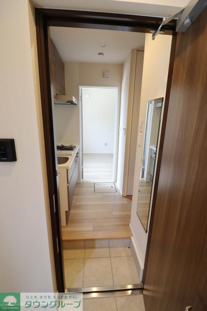 玄関　★お問い合わせはタウンハウジングまで★