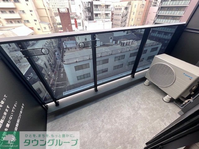 バルコニー　バルコニー