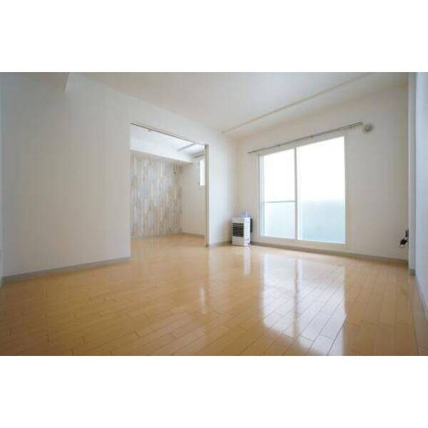 居室・リビング　居間です