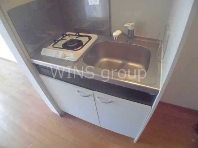 キッチン　1口ガスコンロのシステムキッチンです