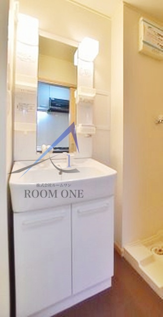 洗面設備　洗面台です。