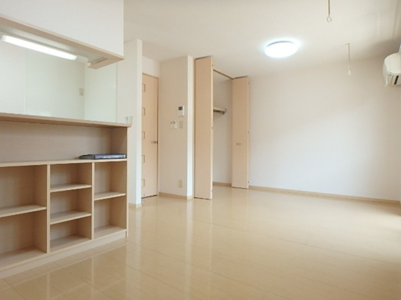 居室・リビング　図面と現状に相違がある場合には現状を優先