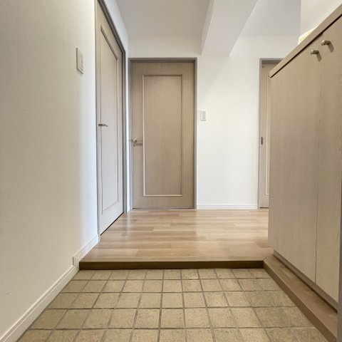 玄関　同仕様タイプです