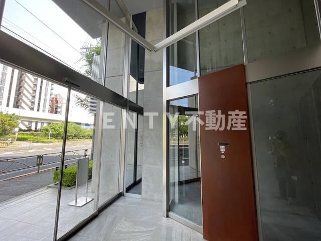 ロビー　建物の内部です