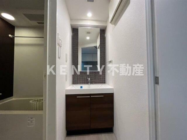 洗面設備　忙しい朝には欠かせない洗面所です