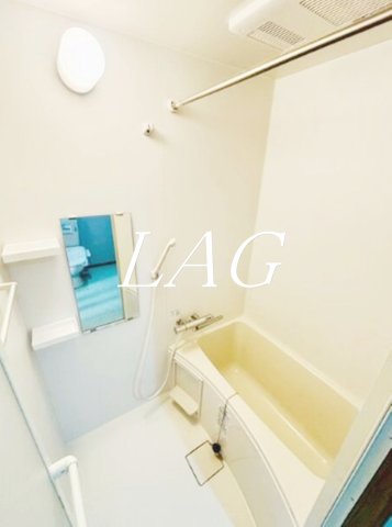 バス・シャワールーム　お風呂です。