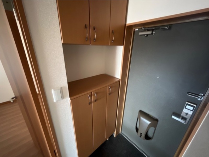 玄関　図面と現状に相違がある場合には現状を優先