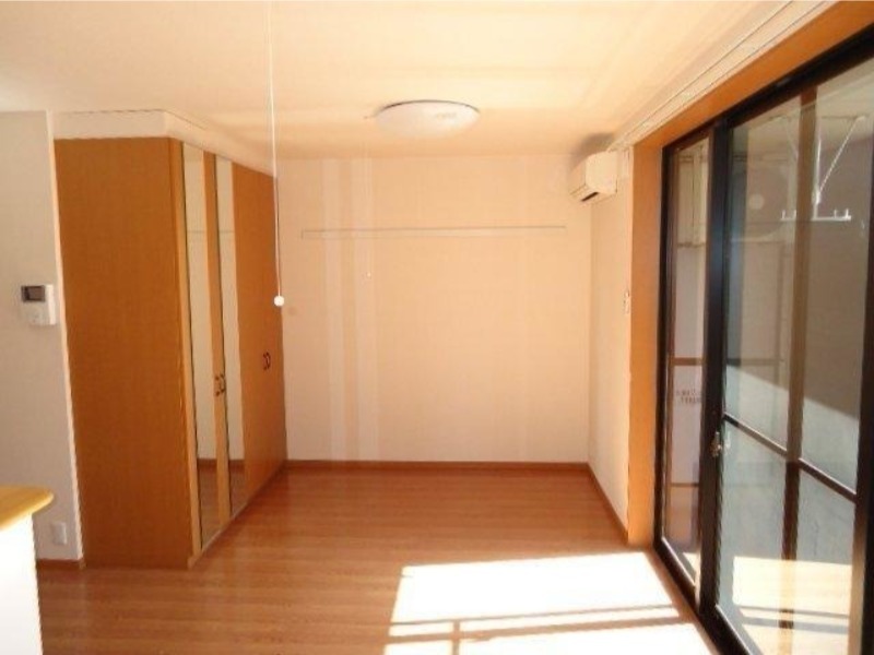 居室・リビング　図面と現状に相違がある場合には現状を優先