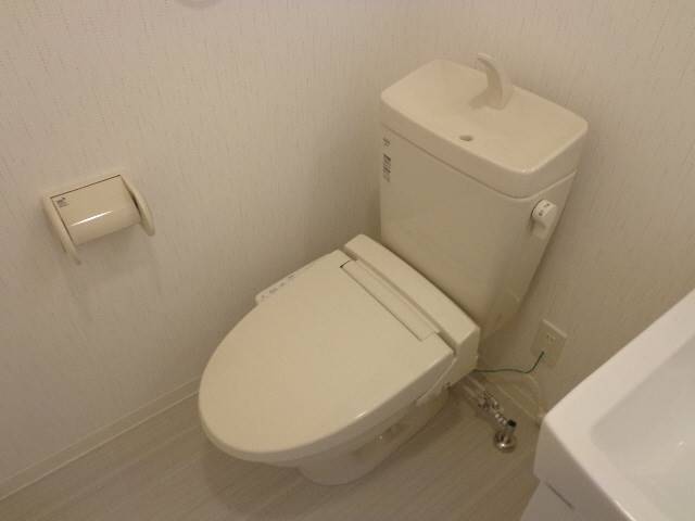 トイレ　ウォシュレット付きトイレ