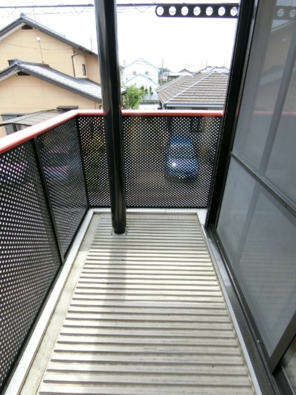 バルコニー　図面と現状に相違がある場合には現状を優先