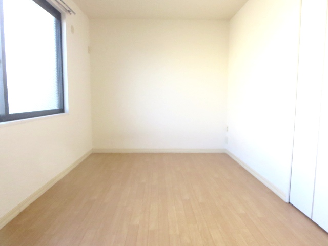 居室・リビング　広め洋室6.8帖