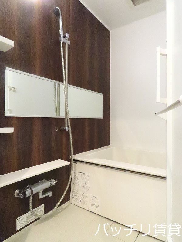 バス・シャワールーム　画像は別号室写真の為、現状を優先いたします。