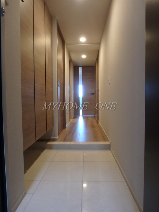 玄関　玄関ホール