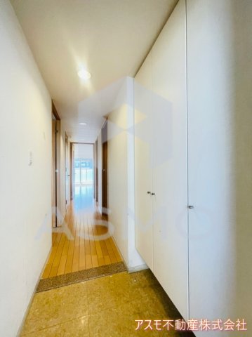 玄関　同マンション別部屋参考写真