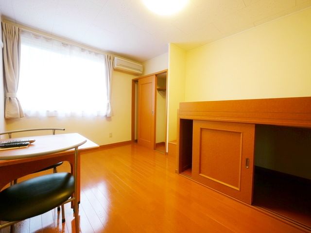 居室・リビング　※同タイプの別室によるイメージです。