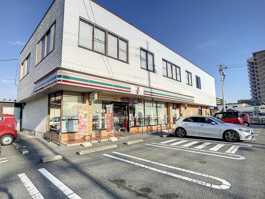 コンビニ　セブンイレブン山口小郡黄金町店（コンビニ）まで473m
