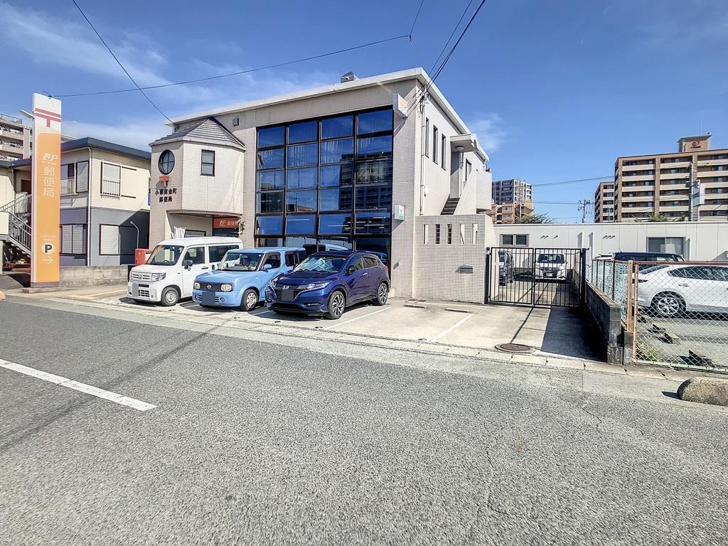 郵便局　小郡黄金町郵便局（郵便局）まで424m