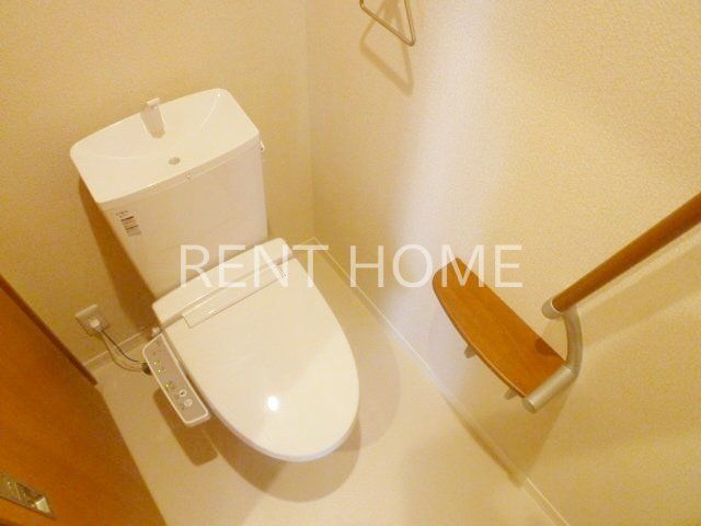 トイレ　ウォシュレット付