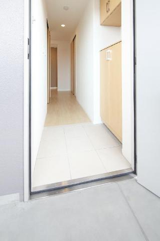 玄関　玄関（イメージ）