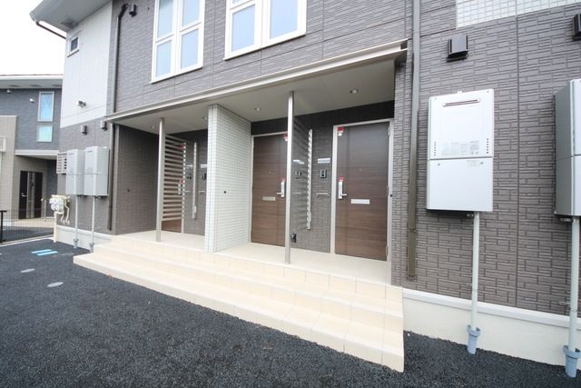 エントランス　★お問い合わせはタウンハウジング中央林間店まで★