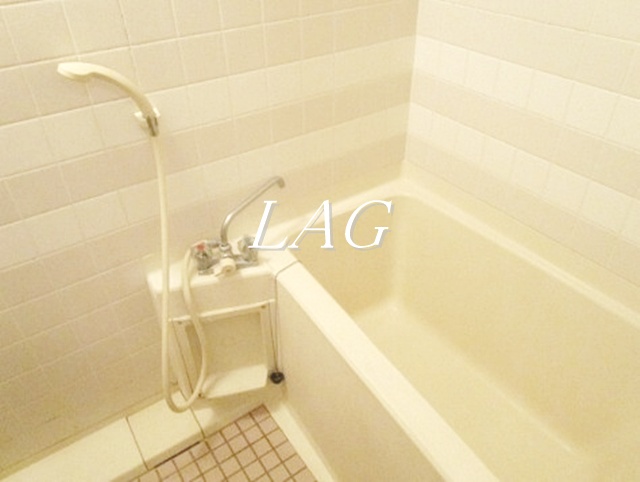 バス・シャワールーム　お風呂です。