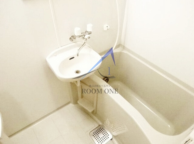 バス・シャワールーム　お風呂です。