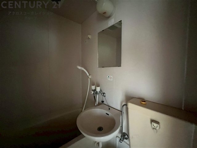 バス・シャワールーム　シンプルで機能的なユニットバスです！