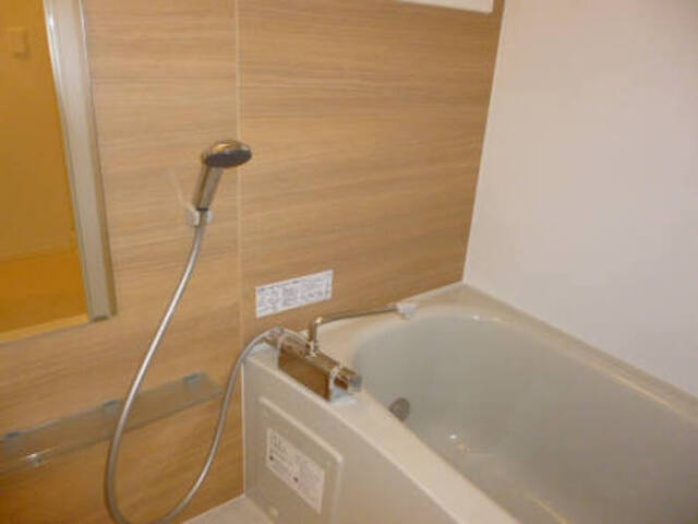 バス・シャワールーム　浴室