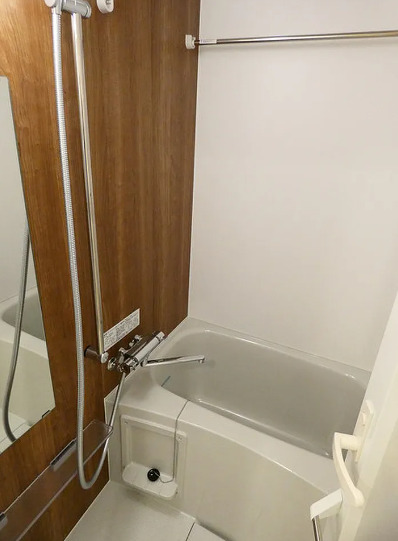 バス・シャワールーム　※別部屋の参考写真です。