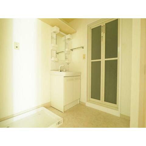 洗面設備　同仕様