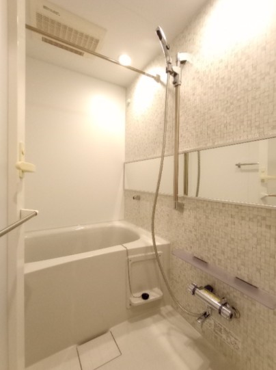 バス・シャワールーム　風呂