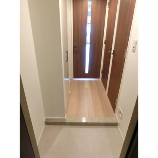 玄関　※写真は同タイプ住戸です。