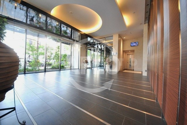 ロビー　CITY SPIRE難波グレイス　ロビー