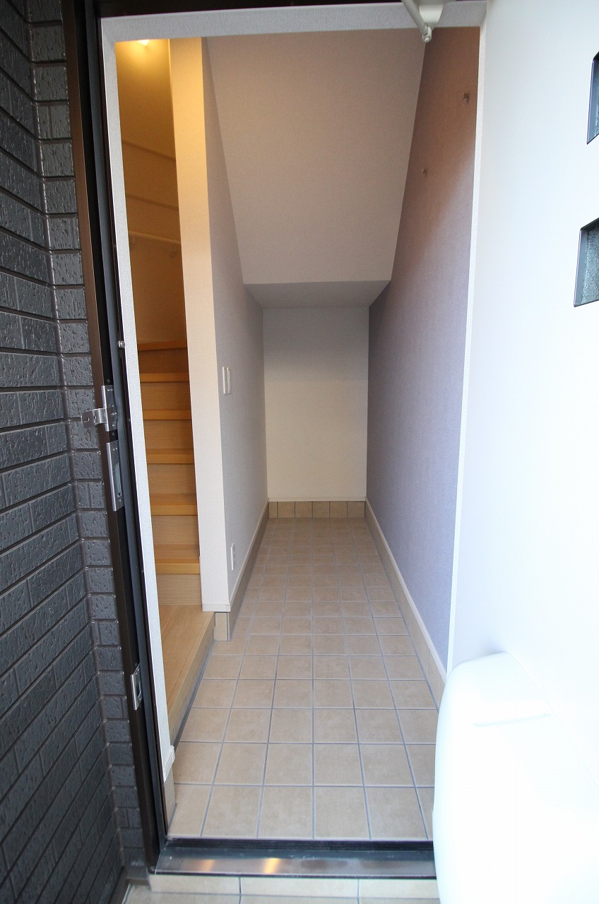 玄関　別の部屋の写真です