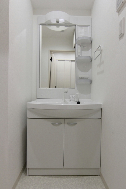 洗面設備　現況を優先します