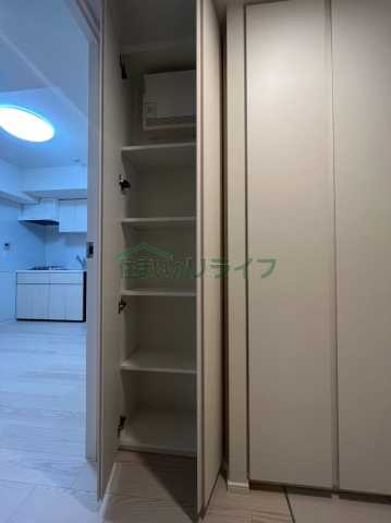 収納　Brilia ist 西早稲田