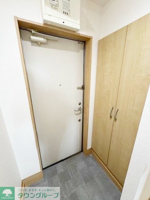 玄関　お問合せはタウンハウジングまで！※現地待合わせ相談可能