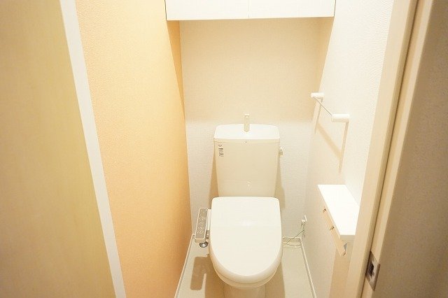 トイレ　コンパクトで使いやすいトイレです