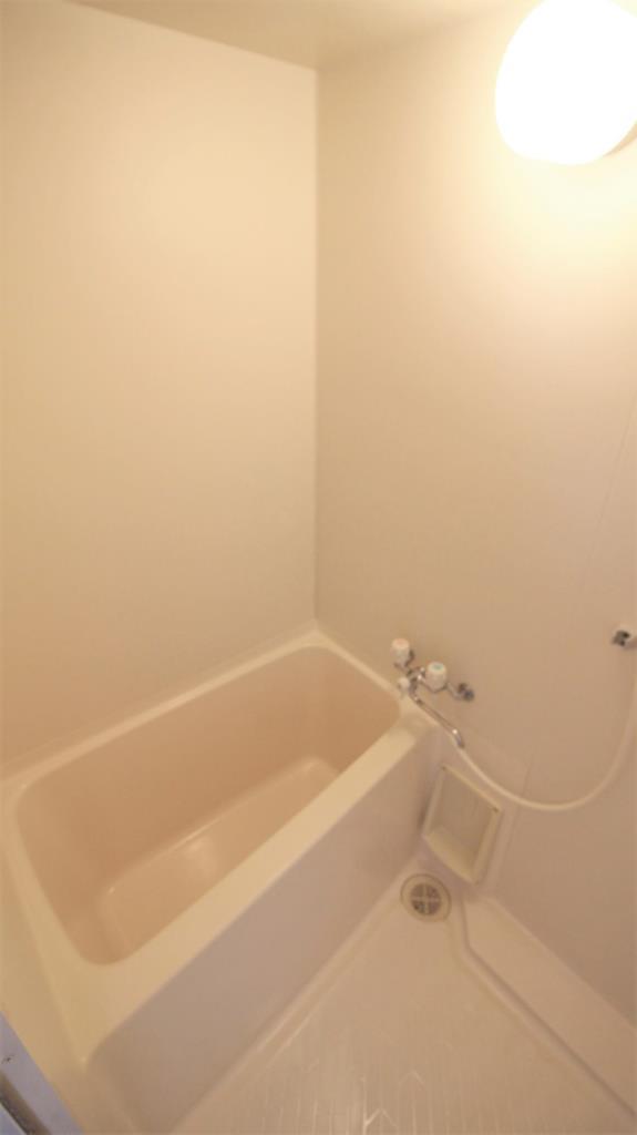 バス・シャワールーム　バス・トイレ別です