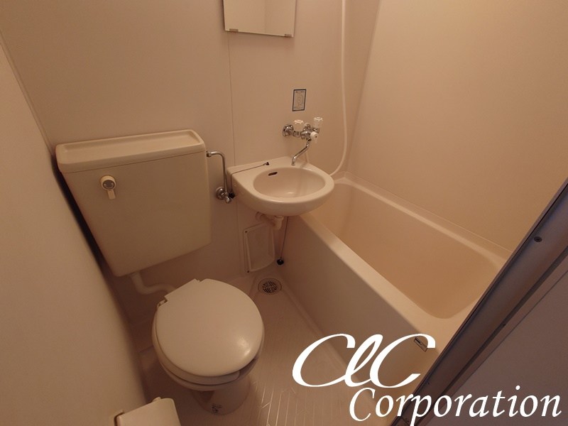バス・シャワールーム　別号室写真使用