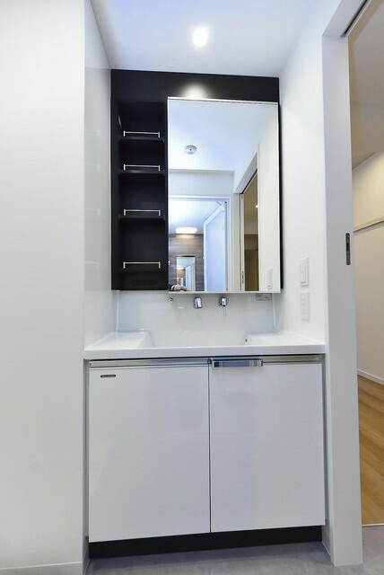 洗面設備　※同間取り別部屋の参考写真です