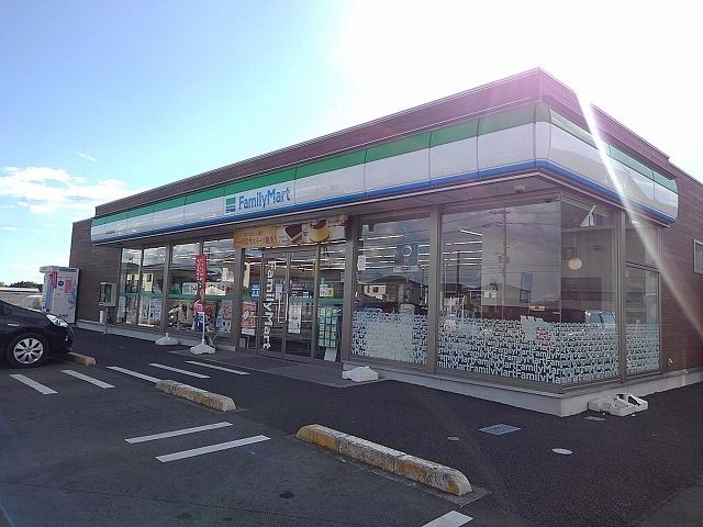 コンビニ　ファミリーマート那須塩原豊浦店（コンビニ）まで350m