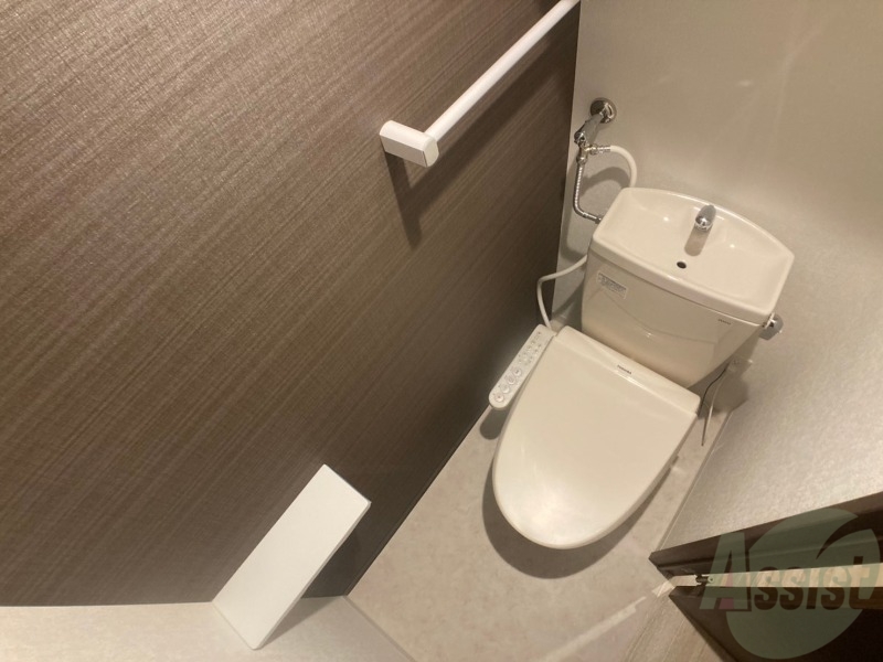 トイレ　ウォシュレット機能がついたトイレ。安心して使用できますね。