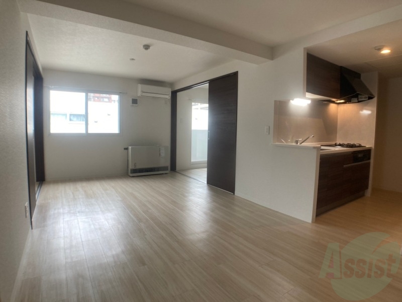 居室・リビング　広々としたリビングですね。使い勝手がよさそうですね！