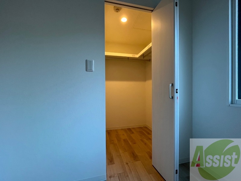 収納　嬉しいウォークインクローゼット仕様です！！